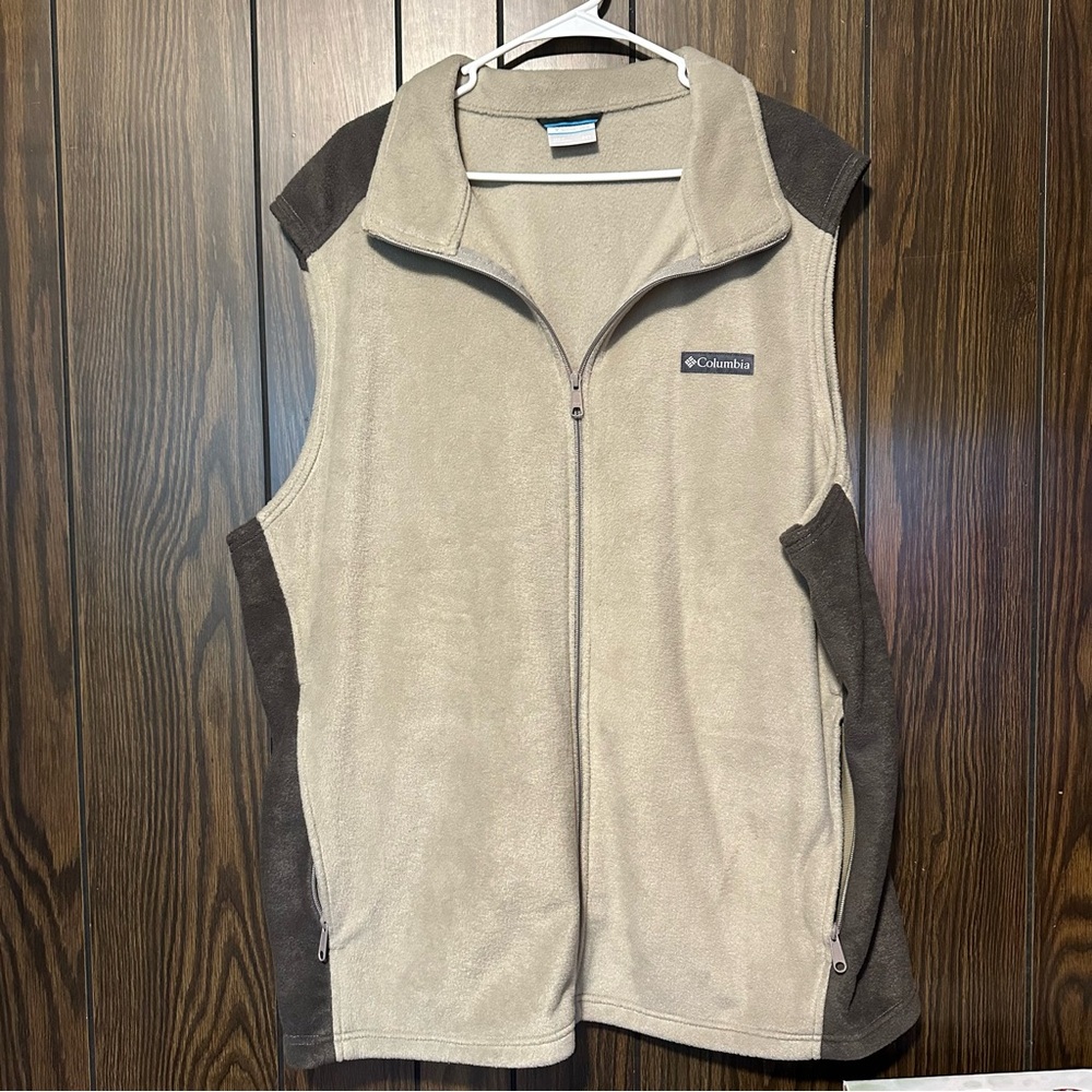 Columbia Beige and Dark Brown Fleece Vest